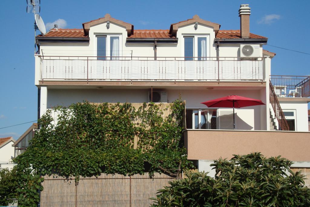 Apartments Bulicic 特罗吉尔 外观 照片